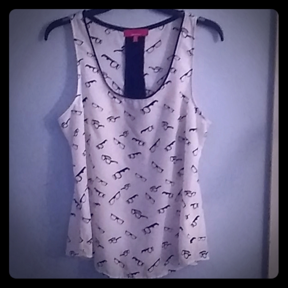 Red Saks Fifth Avenue Women's Printed Tank Top